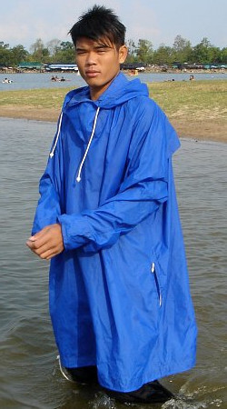 long adventure cagoule for swimming