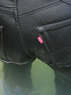 wet jeans shrink to fit